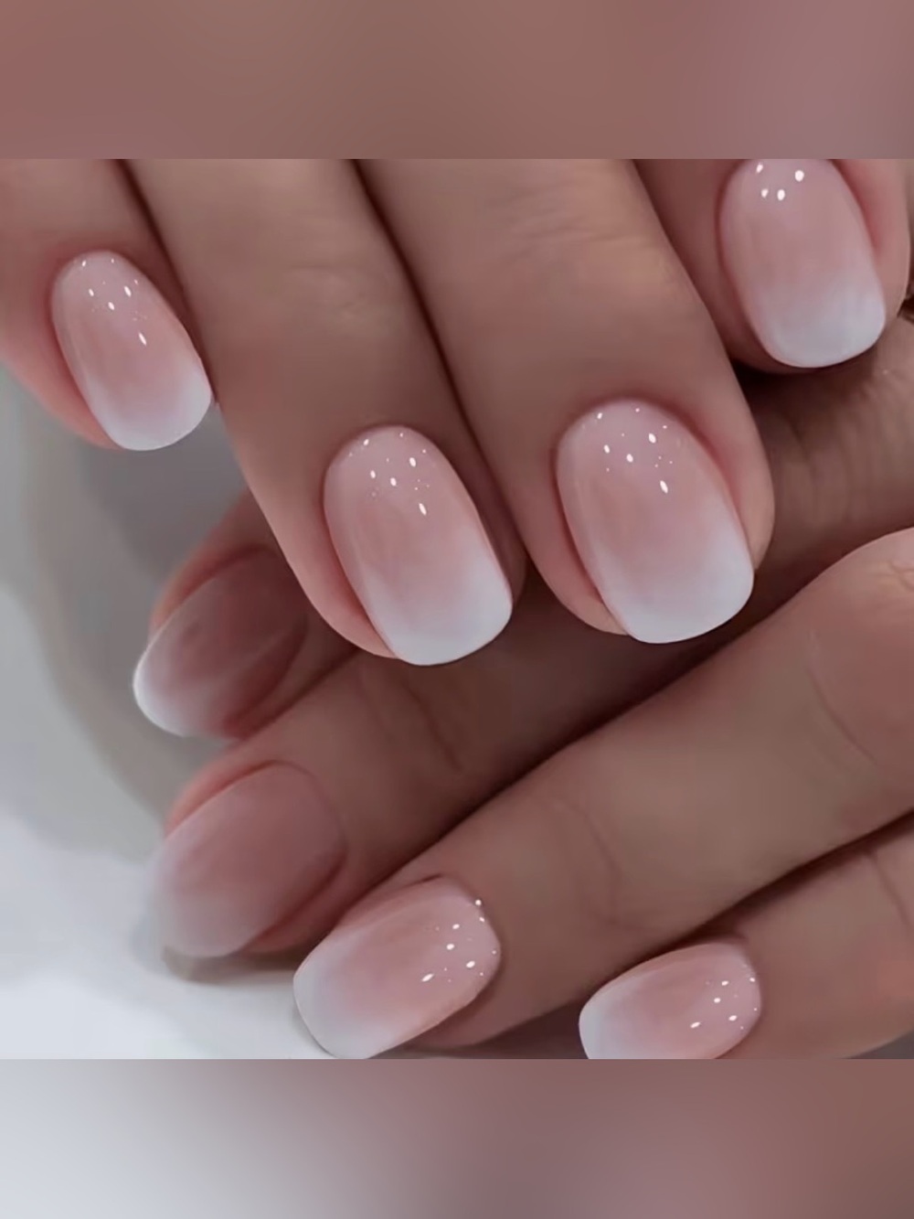Press-On Nails White Ombre, 24pcs Full Set
